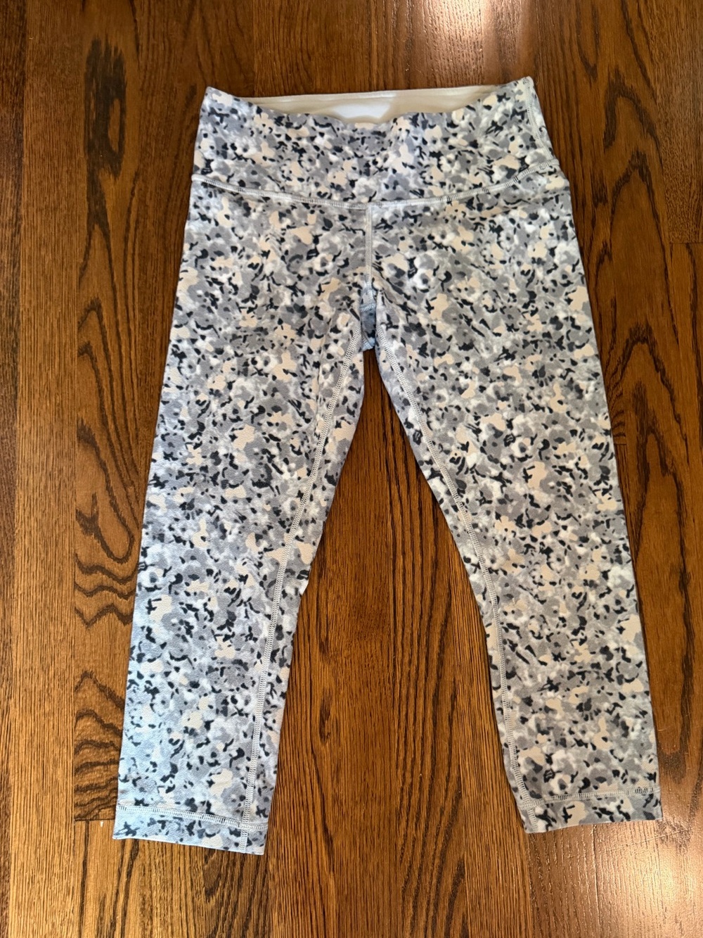 lululemon athletica Grey Floral Capri Leggings